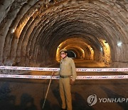 INDIA KASHMIR ZOJILA TUNNEL INDIAN MINISTER VISIT