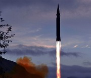 북한이 쐈다는 신형 극초음속미사일..합참 "요격 가능"