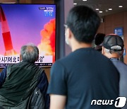 회의·미사일 발사 전부 모습 감춘 김정은..남북관계 '갈림길'
