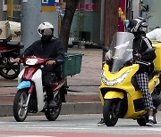 이륜차 교통법규 위반 단속해요