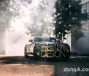 롤스로이스 최초 전기차 '스펙터' 공개.. 250만km 주행 테스트 예정