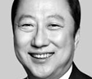 박용만 두산경영硏 회장, 예술의전당 이사장 선임