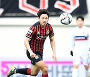 서울 조영욱, K리그 32라운드 MVP 선정 [오피셜]