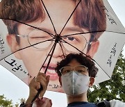 장성규, 이 우산은 16kg 뺐어도 부담 "나이 먹어서 부끄러워" [TEN★]