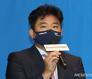 '디펜딩 챔프' 김승기 감독 "우리 가족 우승 확률 30%"