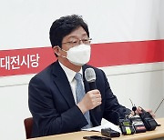 유승민 측, 尹 '치매환자 발언 논란'에 "실언 몇 번째냐"