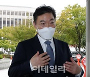 조국 재판, 대검 허락받고 들어가라? 김오수에 반기 든 검사들