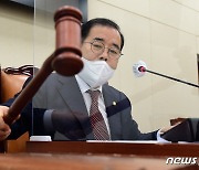 박성중 "현대차보다 큰 쿠팡이 사업자들 피눈물 빨아 먹는 짓 해"