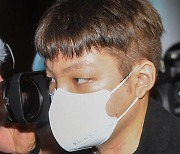 '무면허·경찰 폭행' 장용준, 6시간 경찰 조사 후 귀가