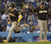 샌디에이고 김하성, 시즌 8호 홈런과 2루타 폭발..소속팀은 LA 다저스에 패해