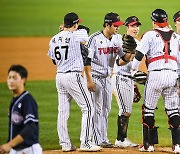 '최근 9일 팀 타율 1위 .325' LG 타선의 깜짝 비결, "타구 방향성이 좋아졌다"