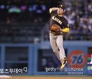 김하성, 솔로 홈런+인정 2루타 맹타..타율 0.208(종합)