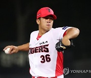 다카하시 'KBO 첫 승을 향한 투구'