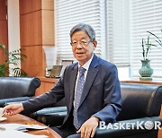 [바코 인사이드] '법조인 출신 최초' 김희옥 KBL 총재, 공정성과 투명성을 강조한 이유