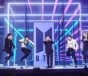 [포토] 방탄소년단(BTS), '글로벌 퍼포먼스'
