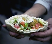 무슬림도, 유대인도 즐겨 먹는다..이스라엘 국민간식의 비결