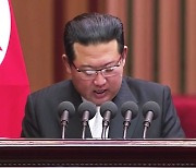 새 무기체계 개발 언급한 김정은..선보일 무기는 무엇?