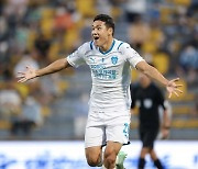 '이호재 멀티골' 포항, 광주에 3-2 승리..파이널A 희망 이어가