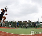 '이게 얼마 만이야?'..실외체육시설 거리두기 조정