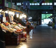 "역학조사 인력 확대, 민간병상 활용..로드맵 만들어 설득 나서야"[스페셜리포트]②