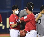 추신수 '20-20클럽 가입과 3연패 끝' [포토]