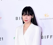 [T포토] 김소이 '배우 겸 감독으로 왔어요'