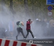 Virus Outbreak Slovenia Protest