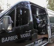 KENYA MOBILE BARBERSHOP