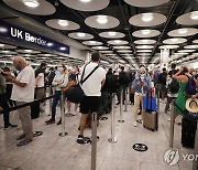 영국 히스로공항 자동입국심사 또 오류.."4시간 대기"