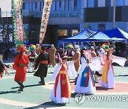 제주 삼성혈 제례에 첫 여성 제관..탐라문화제 성공 기원