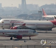 (FILE) INDIA ECONOMY AIR INDIA