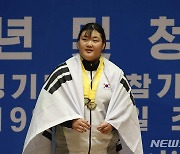 '제2의 장미란' 박혜정, 역도 최중량급 용상 한국기록 수립
