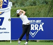 김수지, KLPGA 투어 하이트진로 3R 1타 차 선두(종합)