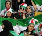 이란 아자디 스타디움, 여성 포함 7천명 관중 수용 예정 (이란 언론)