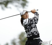 한국 선수 5번째 LPGA 10승..전설의 길 걸어가는 고진영