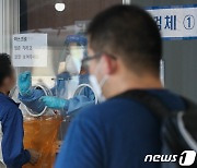충북서 63명 확진..학생·외국인 관련 감염 크게 증가