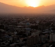 아프간 IS 테러 잇따르나..美·英 자국민에 "카불 호텔에서 즉각 떠나라"