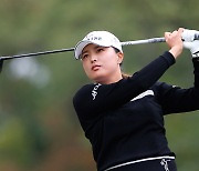 고진영, LPGA 시즌 3승·대회 2연패 보인다