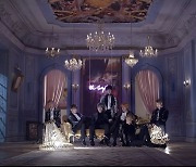 BTS '피땀눈물' 8억뷰 돌파.."13억뷰 'DNA' 포함 7번째"