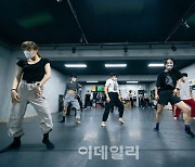 앰비규어스 댄스컴퍼니, 신작 '얼이섞다' 내달 초연