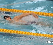 개인혼영 200m, 역영하는 황선우