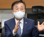 '민주당 경선 결과' 관련해 간담회 실시한 김윤덕 의원