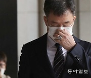 김만배 "그분 것"→"잘못 말해" 오락가락.. 檢, 구속영장 청구