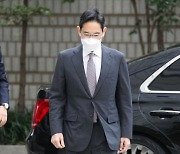 Samsung chief Lee pledges no repeat of drug use