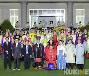 순천시, '한중일 전통의상 패션쇼' 순천만국가정원서 성황리 개최