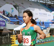 김다은, 쌍둥이 동생과 함께 400m 계주 금메달..전국체전 3관왕