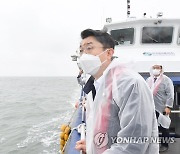 서남해 해상풍력 실증단지 현장 찾은 이억원 차관