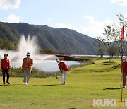 [포토]라운딩하기 좋은 화창한 가을