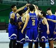 '힉스 더블더블' 삼성, KCC 3연패 몰아 넣고 88-86 신승