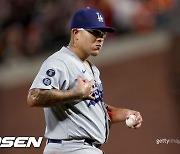 다저스, 5만 관중 상대로 NLDS 최종전 선발 발표..유리아스 vs 웹